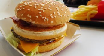 横浜駅のマック行き方＆時間！朝は何時から？コンセントはあるのか？【マクドナルド】