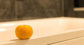 冬至ゆず風呂皮は剥く？追い焚きはしても良い？香りを強く出す方法
